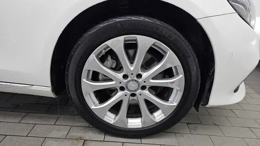 Mercedes-Benz E-Class W213 E220d 4MATIC 2017 21