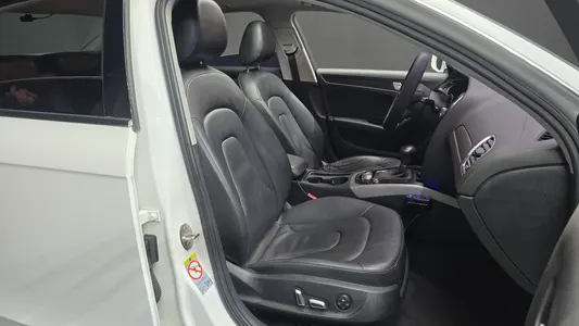Audi A4 2.0 TDI 2013 12