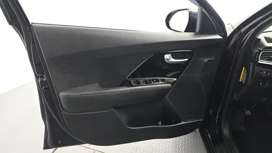 Kia Niro 2017 24