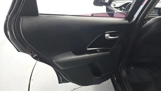 Kia Niro 2017 25