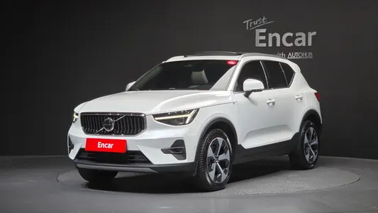 Volvo XC40 B4 2023