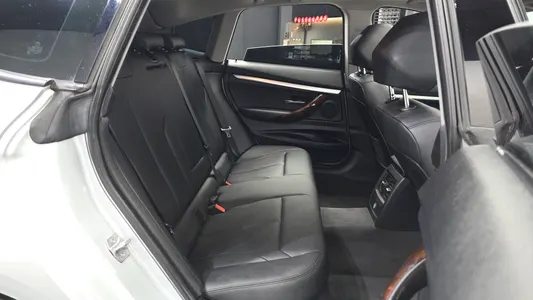 BMW 3 Series GT (F34) GT 320d xDrive 2014 12