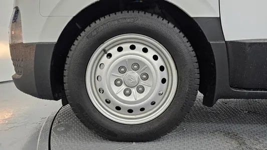 Hyundai ST1 2024 5