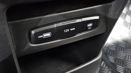 Hyundai ST1 2024 11