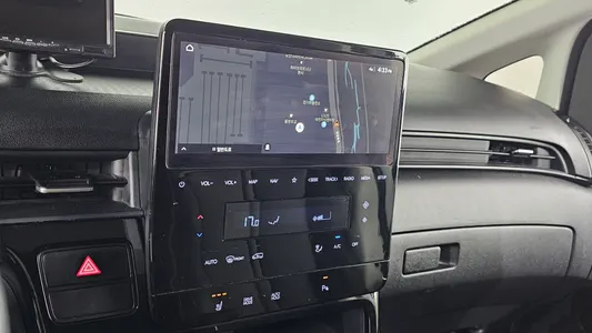 Hyundai ST1 2024 12