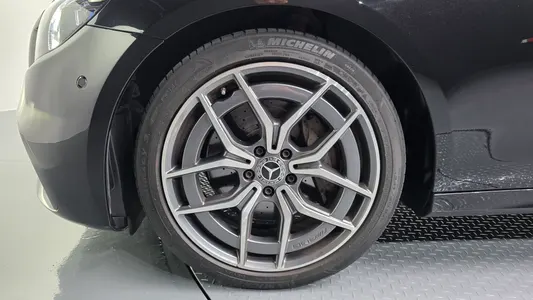 Mercedes-Benz E-Class W213 E220d 4MATIC AMG Line 2022 5