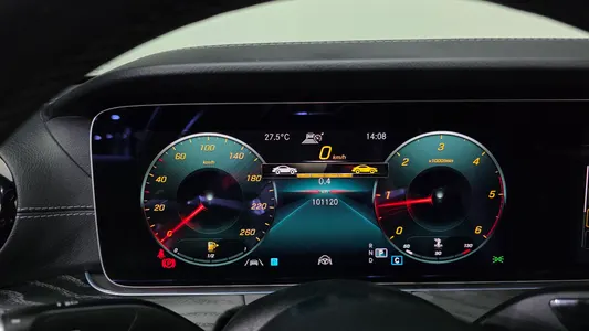 Mercedes-Benz E-Class W213 E220d 4MATIC AMG Line 2022 8