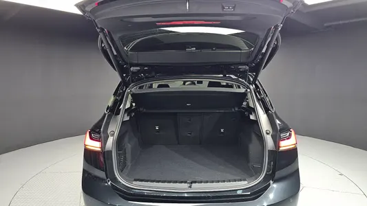 BMW 2 Series Tourer (U06) 220i 2023 33