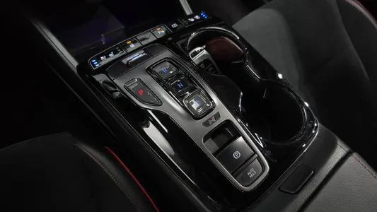 Hyundai (NX4) N Line 2WD 2022 9