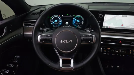 Kia K5 3 2023 14