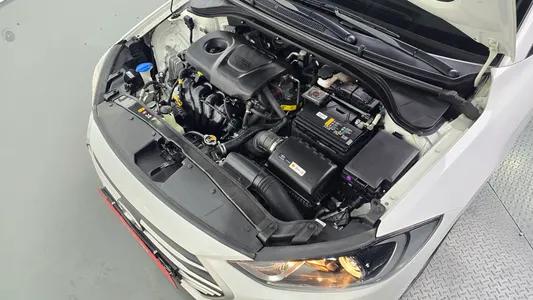 Hyundai AD 1.6 GDI 2017 6