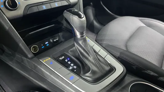 Hyundai AD 1.6 GDI 2017 9