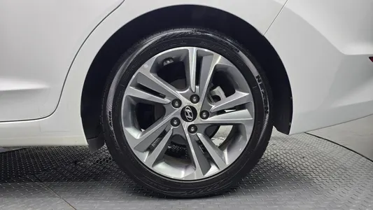 Hyundai AD 1.6 GDI 2017 22