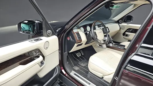 Land Rover 4 5.0 SC SV AB LWB 2019 12