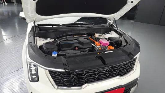 Kia 4 HEV 1.6 2WD 2024 6