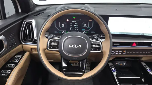Kia 4 HEV 1.6 2WD 2024 13