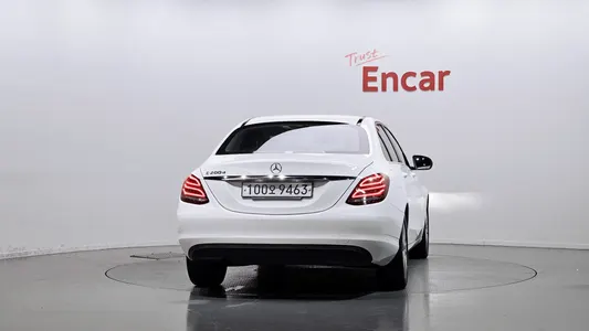Mercedes-Benz C-Class W205 C200 d 2017 4