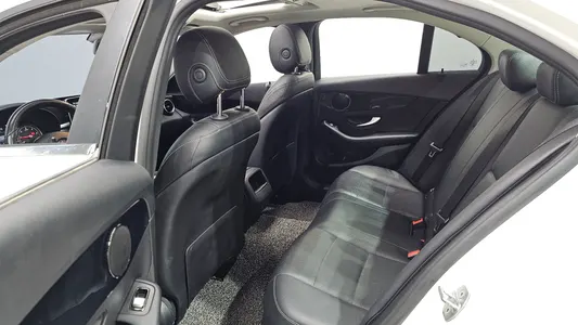 Mercedes-Benz C-Class W205 C200 d 2017 11
