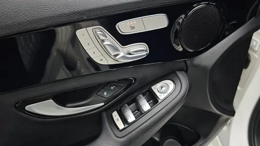Mercedes-Benz C-Class W205 C200 d 2017 20