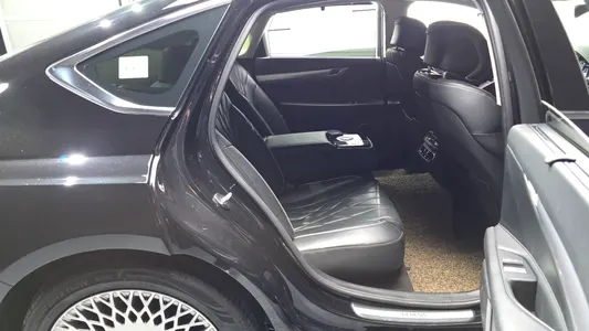 Genesis G80 (RG3) 2.5 AWD 2022 11