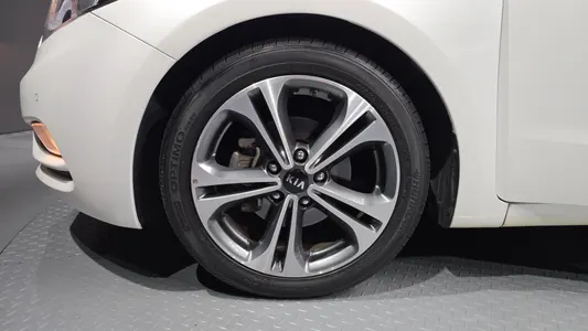 Kia K3 2015 5