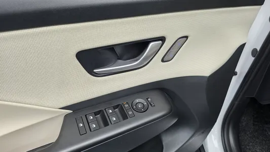Hyundai (SX2) 2025 27