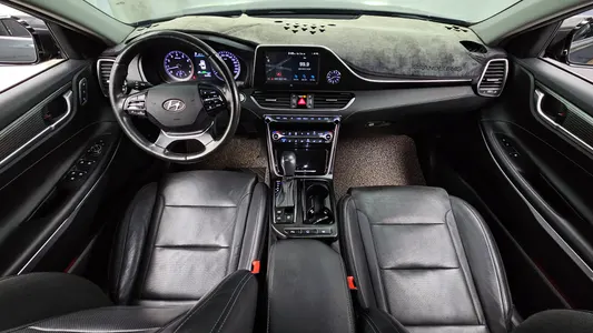 Hyundai IG 3.0 LPi () 2019 7