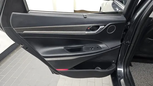 Hyundai IG 3.0 LPi () 2019 25