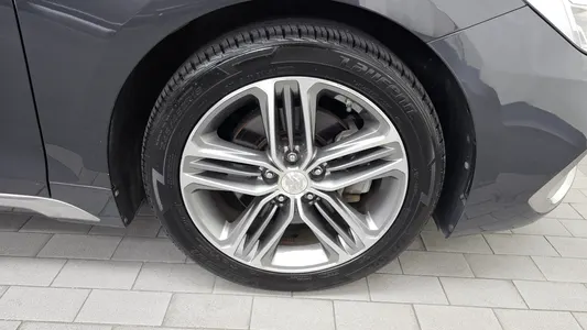 Hyundai IG 3.0 LPi () 2019 21