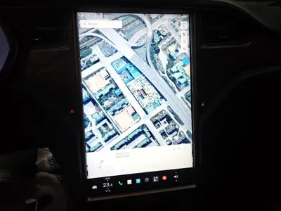 Tesla S 2020 11