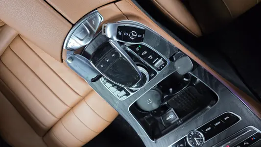 Mercedes-Benz E-Class W213 E220d 2020 15
