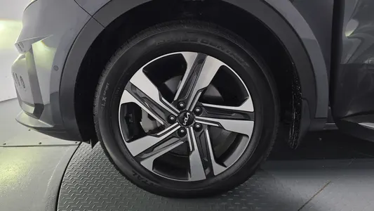 Kia 4 HEV 1.6 2WD 2022 5