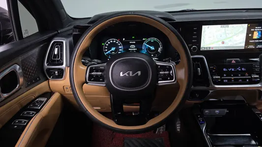 Kia 4 HEV 1.6 2WD 2022 13