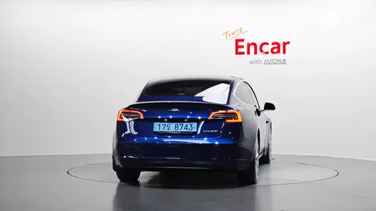 Tesla 3 AWD 2020 4