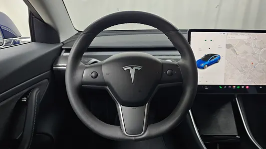 Tesla 3 AWD 2020 13
