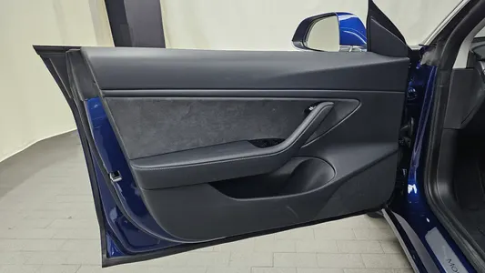 Tesla 3 AWD 2020 25