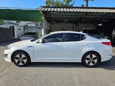 Kia K5 LPI 2011 8
