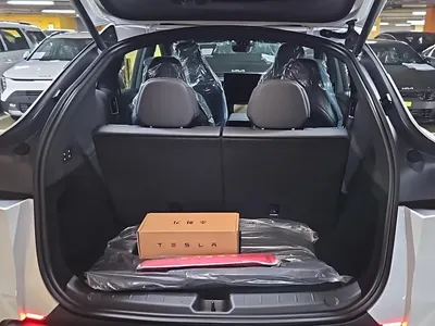 Tesla Y L AWD 2026 10