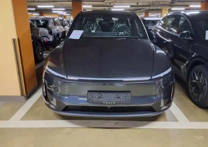 Tesla Y L AWD 2026