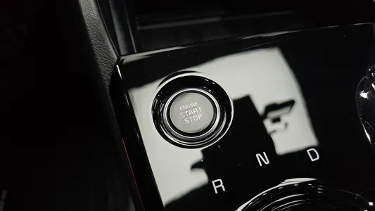 Kia 5 2WD 2022 28