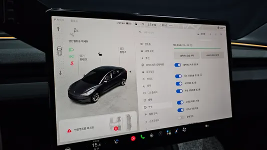 Tesla 3 AWD 2025 16