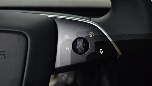 Tesla 3 AWD 2025 31