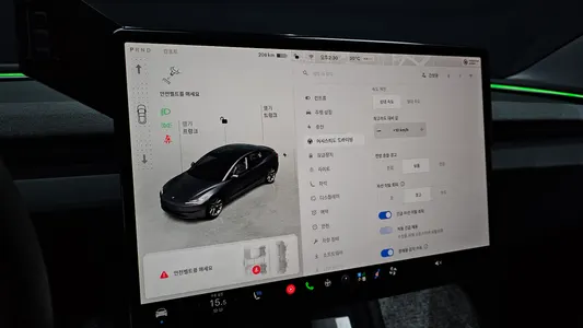 Tesla 3 AWD 2025 34