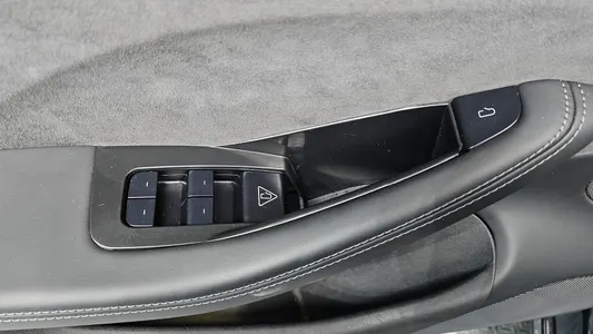 Tesla 3 AWD 2025 29