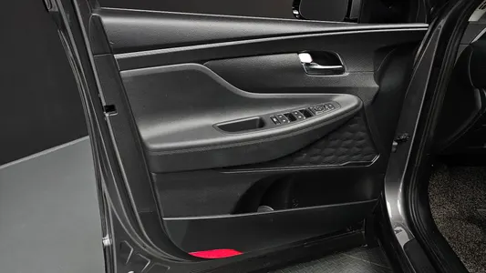 Hyundai 싼타페 HEV 1.6 2WD 2021 24