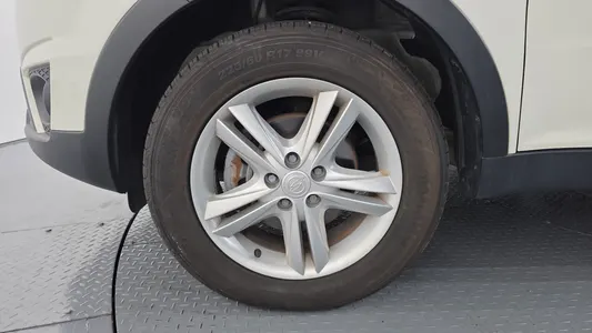 KG Mobility C 2.0 CVT 2WD 2014 5