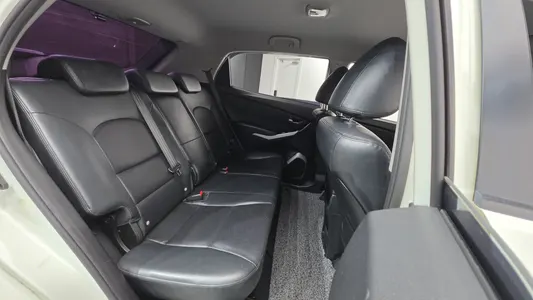 KG Mobility C 2.0 CVT 2WD 2014 18