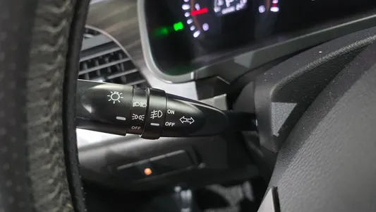 KG Mobility C 2.0 CVT 2WD 2014 28