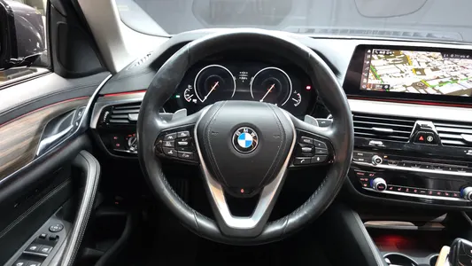 BMW 5 Series (G30) 520d xDrive 2019 12