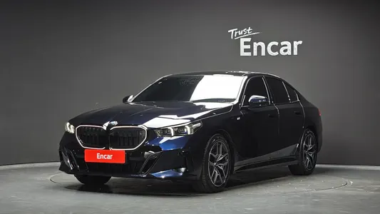 BMW 5 Series (G60) 520i M 2026